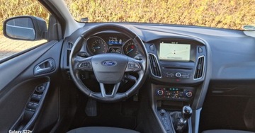Ford Focus III Kombi Facelifting 1.0 EcoBoost 125KM 2018 Ford Focus Super Stan NawigacjaGrzane foteleTITANIUMZarejestrowany, zdjęcie 15