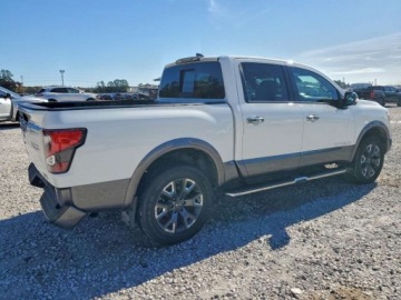 Nissan Titan 2024 Nissan Titan Pro-4x 2024 5.6 Benzyna 400KM, zdjęcie 3