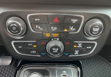 Jeep Compass II SUV 1.4 Multiair 170KM 2018 Jeep Compass automat, 4x4, skory, nawigacja , kamera 1.4 Benzyna 170KM, zdjęcie 25