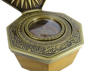Карданный латунный компас