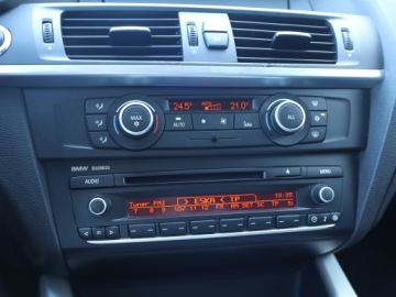 BMW X3 F25 SUV 2.0 20d 184KM 2011 BMW X3 xDrive20d, 181 KM, 4X4, Automat, Klima, zdjęcie 11