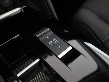 Citroen C4 III SUV 1.2 PureTech 130KM 2022 Citroen C4 automat full LED półskóra navi, zdjęcie 28