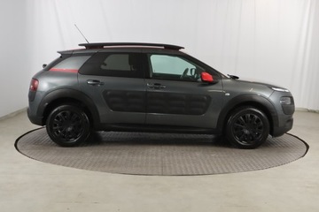 Citroen C4 Cactus Crossover 1.2 PureTech 82KM 2016 Citroen C4 Cactus 1.2 PureTech, Salon Polska, zdjęcie 5