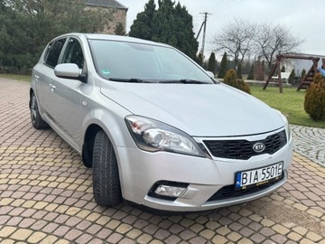 Kia Ceed I Hatchback 5d Facelifting 1.4 DOHC CVVT 90KM 2010 Kia Ceed LIFT 1.4 90KM Klima 2x kola 1-reka Gotowy do jazdy 1.4 90KM, zdjęcie 12