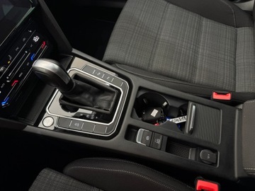 Volkswagen Passat B8 Variant Facelifting 2.0 TDI SCR 150KM 2022 Volkswagen Passat EVO Business / LED / 1właściciel, zdjęcie 23