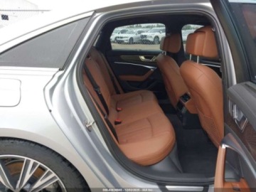 Audi A6 C8 2019 Audi A6 Limousine 55 Premium 2019 3.0 Benzyna 335KM, zdjęcie 12