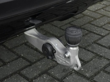 Mercedes GLE V167 SUV Facelifting 3.0 450 381KM 2025 MERCEDES-BENZ GLE 450 4-Matic AMG Line 3.0 (381KM) 2025, zdjęcie 16