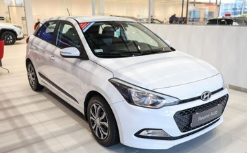 Hyundai i20 II Hatchback 5d 1.2 75KM 2015 Hyundai i20 1.2 Classic, zdjęcie 1