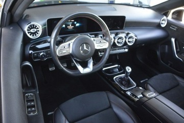 Mercedes Klasa A W177/V177 Hatchback 1.3 180 136KM 2019 Mercedes A 180 1.3 AMG full led nawi kamera Androi, zdjęcie 15