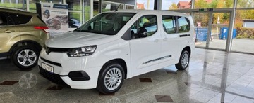Toyota 2022 Toyota Proace City Verso Proace City Verso Long 7foteli 130KM z polskiego, zdjęcie 9