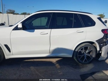 BMW X5 G05 2022 BMW X5 2022r., 3.0l., 4X4, od ubezpieczalni 3.0 Benzyna 335KM, zdjęcie 3