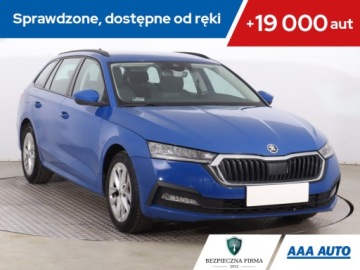 Skoda Octavia IV Liftback 1.0 TSI EVO 110KM 2022 Skoda Octavia 1.0 TSI e-tec, Salon Polska