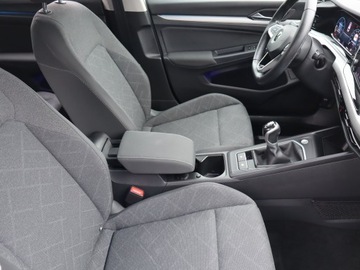 Volkswagen Golf VIII Variant 1.5 TSI 130KM 2022 VW Golf 1.5 TSI, Salon Polska, 1. Właściciel, zdjęcie 8