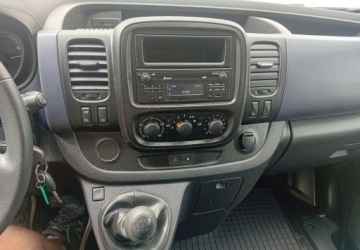 Opel Vivaro B Kombi Extra Long H1 2,9t 1.6 BiTurbo 125KM 2016 Opel Vivaro Opel Vivaro 1.6 Diesel 125KM, zdjęcie 22