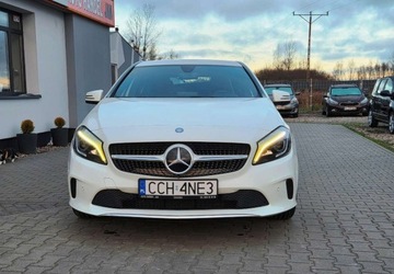 Mercedes Klasa A W176 Hatchback 5d Facelifting 180 122KM 2016 Mercedes-Benz Klasa A 1,6 Ben 122 km AMG 6 -biegow 1.6 Benzyna 122KM, zdjęcie 2