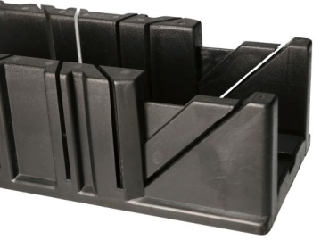 ПЛАСТИКОВАЯ ПОДСТАВКА 3,5 ДЮЙМА 295X120X85MM