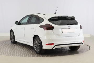Ford Focus III Hatchback 5d facelifting 1.0 EcoBoost 125KM 2016 Ford Focus 1.0 EcoBoost, Salon Polska, Serwis ASO, zdjęcie 3