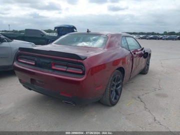 Dodge Challenger III 2022 Dodge Challenger 2022 Dodge Challenger SXT RWD 3.6 Benzyna 303KM, zdjęcie 3