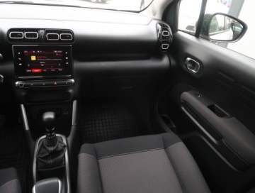 Citroen C3 Aircross  I Crossover 1.2 PureTech 110KM 2021 Citroen C3 Aircross 1.2 PureTech, Salon Polska, zdjęcie 7