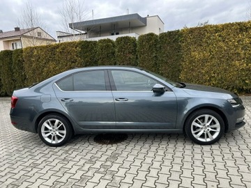 Skoda Octavia III Liftback Facelifting 1.0 TSI 115KM 2019 Škoda Octavia Skoda Octavia Salon, zdjęcie 3