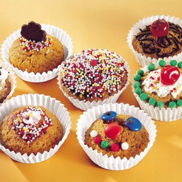 БУМАЖНЫЕ ФОРМОЧКИ ДЛЯ МАФФИНОВ 200 ШТ. БЕЛЫЕ