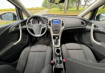 Opel Astra J Sports Tourer 1.7 CDTI ECOTEC 110KM 2012 Opel Astra Zarejestrowany, ori. lakier, podgrzewana kierownica, hak 1.7, zdjęcie 12