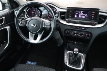 Kia Ceed III Kombi 1.6 CRDi 136KM 2021 Kia Ceed 1.6 CRDi MHEV, Salon Polska, Serwis ASO, zdjęcie 6