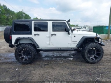 Jeep Wrangler III Unlimited Facelifting 3.6 V6 286KM 2018 Jeep Wrangler Unlimited Sport S 4x4 2018 3.6 Benzyna 285KM, zdjęcie 5