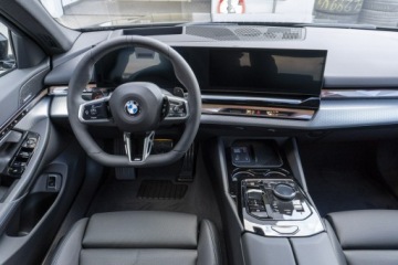 BMW Seria 5 G90-91 Touring 2.0 520d 197KM 2026 BMW 520 xDrive Limuzyna - Dostępny od ręki!, zdjęcie 14