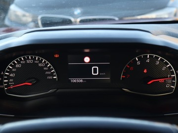 Peugeot 208 II Hatchback 1.2 PureTech 75KM 2020 Peugeot 208 1.2 PureTech, Salon Polska, zdjęcie 10