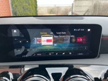 Mercedes Klasa A W177/V177 Hatchback 1.3 200 163KM 2020 Mercedes-Benz Klasa A 1.3 benzyna 163 KM automat AMG LINE zarej w PL, zdjęcie 19