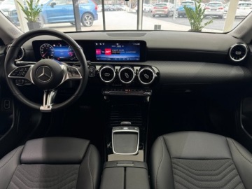 Mercedes CLA C118/X118 Coupe Facelifting 1.3 200 163KM 2024 Mercedes-Benz CLA 200 7G-DCT / Kamera cofania / Ca, zdjęcie 12