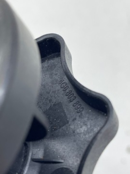 AUDI A7 A6 C7 Болт крепления запасного колеса