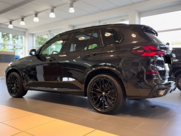 BMW X5 G05 SUV Facelifting 3.0 40d 352KM 2026 BMW X5 xDrive40d Sport Suv 3.0 (352KM) 2026, zdjęcie 2