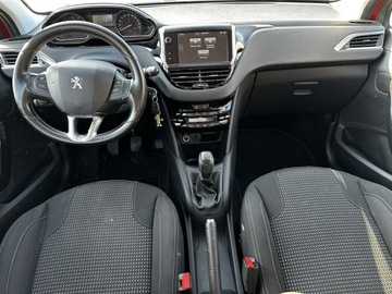 Peugeot 208 I Hatchback 5d Facelifting 1.2 PureTech 82KM 2015 Peugeot 208 Klimatronik*, zdjęcie 13