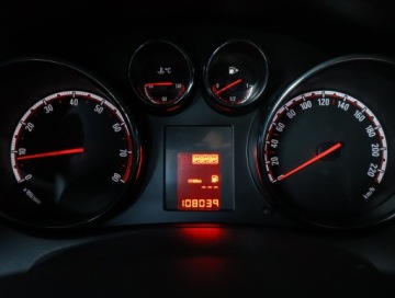 Opel Meriva II Mikrovan 1.4 Twinport ECOTEC 100KM 2013 Opel Meriva 1.4 i, Klima, Tempomat,ALU, zdjęcie 10