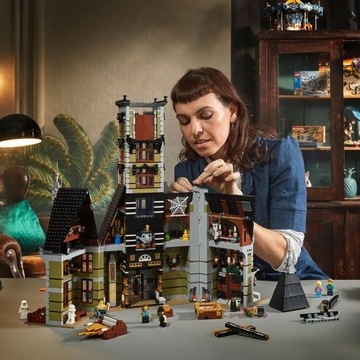 LEGO Creator Expert 10273 Дом страха