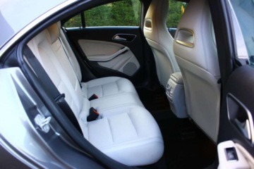 Mercedes CLA C117 Coupe 2.0 250 211KM 2016 Mercedes-Benz CLA CLA 250 4MATIC 7G-DCT I Wlasciciel PL Zarejestrowany Lad, zdjęcie 33