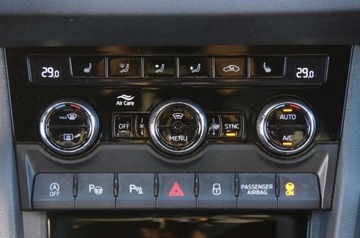 Skoda Karoq Crossover 2.0 TDI 150KM 2018 Skoda Karoq 2.0 TDI CR 150 KM, 4x4, Navi, Kamera, Full LED, Hak, GWARANCJA, zdjęcie 17