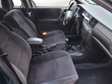 Opel Vectra B Hatchback 1.6 16V ECOTEC 101KM 2001 Opel Vectra 1.6, Klima, Klimatronic,ALU, zdjęcie 8