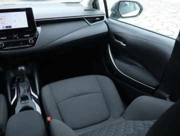 Toyota Corolla XII Sedan 1.5 VVT-i 125KM 2022 Toyota Corolla 1.5 VVT-i, Salon Polska, zdjęcie 7