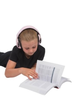 ДЕТСКИЕ ШУМОШУМНЫЕ ЗАЩИТНЫЕ НАУШНИКИ JUNIOR PINK 3+ DOOKY