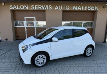 Toyota Aygo II Hatchback 3d Facelifting 1.0 VVT-i 72KM 2021 Toyota Aygo 1,0 72KM Klima Kamera CarPlay Benzyna 72KM