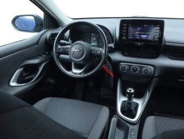 Toyota Yaris IV Hatchback 1.5 Dynamic Force 125KM 2022 Toyota Yaris 1.5 VVT-i, Salon Polska, Serwis ASO, zdjęcie 6