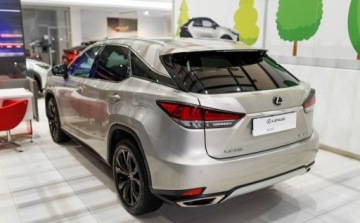 Lexus RX IV SUV Facelifting RX 300 238KM 2021 Lexus RX 300 F-Impression 2.0 Benzyna 238KM, zdjęcie 16