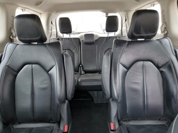 Chrysler Pacifica II 2022 Chrysler Pacifica Hybrid Touring L 2022 3.6l 3.6 Hybryda 260KM, zdjęcie 10