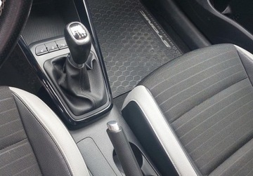 Kia Stonic Crossover 1.0 T-GDI 120KM 2019 Kia Stonic Climatronic Navi Kamera Szyberdach Tempomat Alu17 Dealer Kia, zdjęcie 14