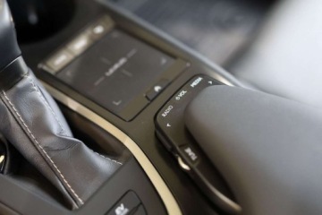 Lexus UX 2021 Lexus UX 250h GPF F Impression AWD 2.0 Hybryda 152KM, zdjęcie 17