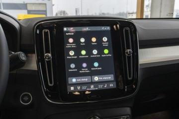 Volvo XC40 Crossover Facelifting 2.0 B3 163KM 2025 Volvo XC 40 Plus Dark B3 Mild Hybrid Benzyna, zdjęcie 31