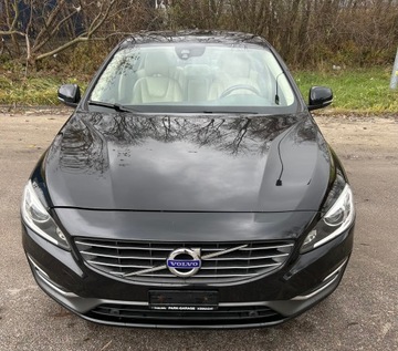 Volvo S60 II Sedan 1.6 T4 180KM 2013 VOLVO S60 turbo benzyna, 180 KM, 182 tyś. km., zdjęcie 3